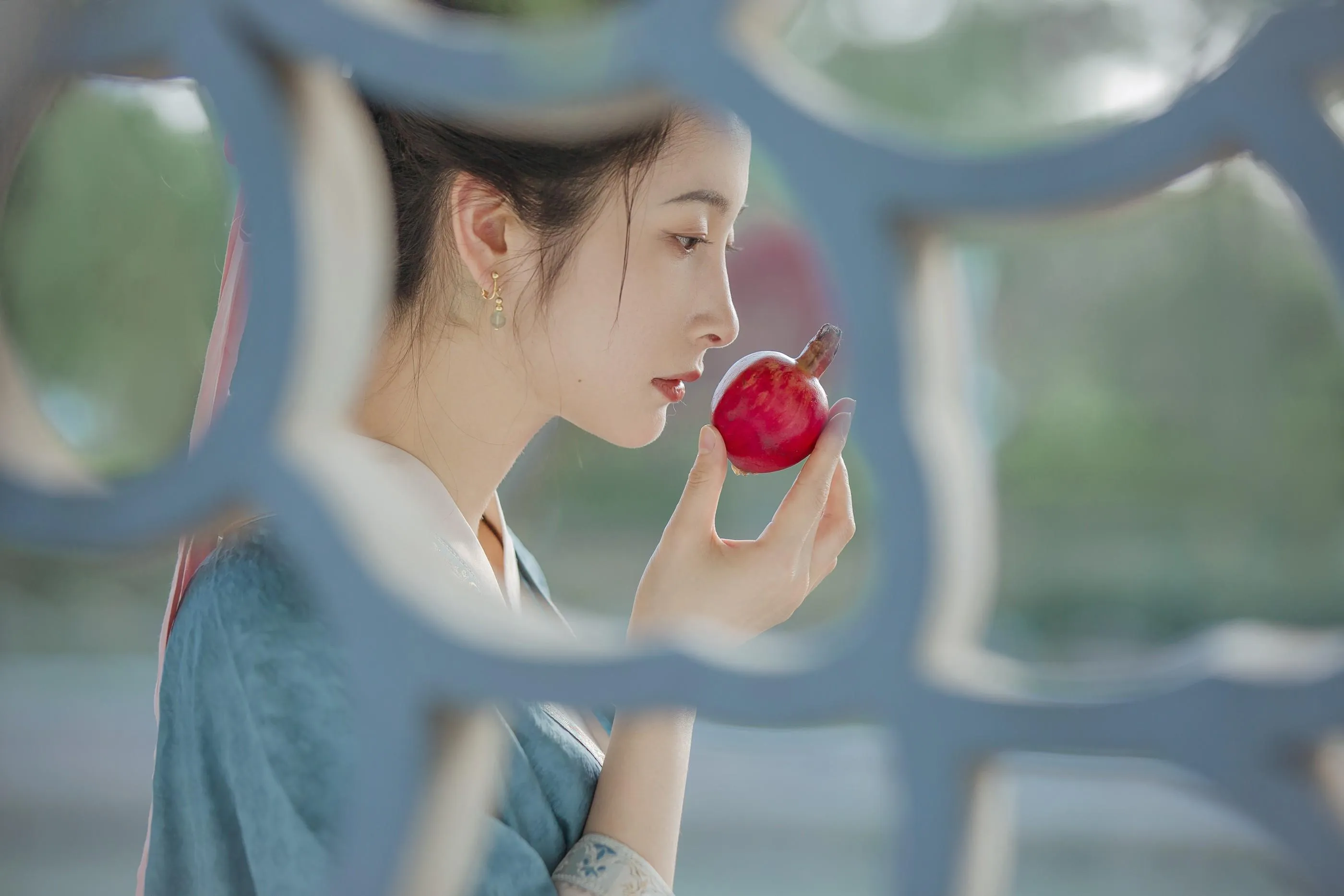 [艺图语] 2022.06.29 拾尽千苍色，携来两袖风 五月的三花猫 [27P]插图7